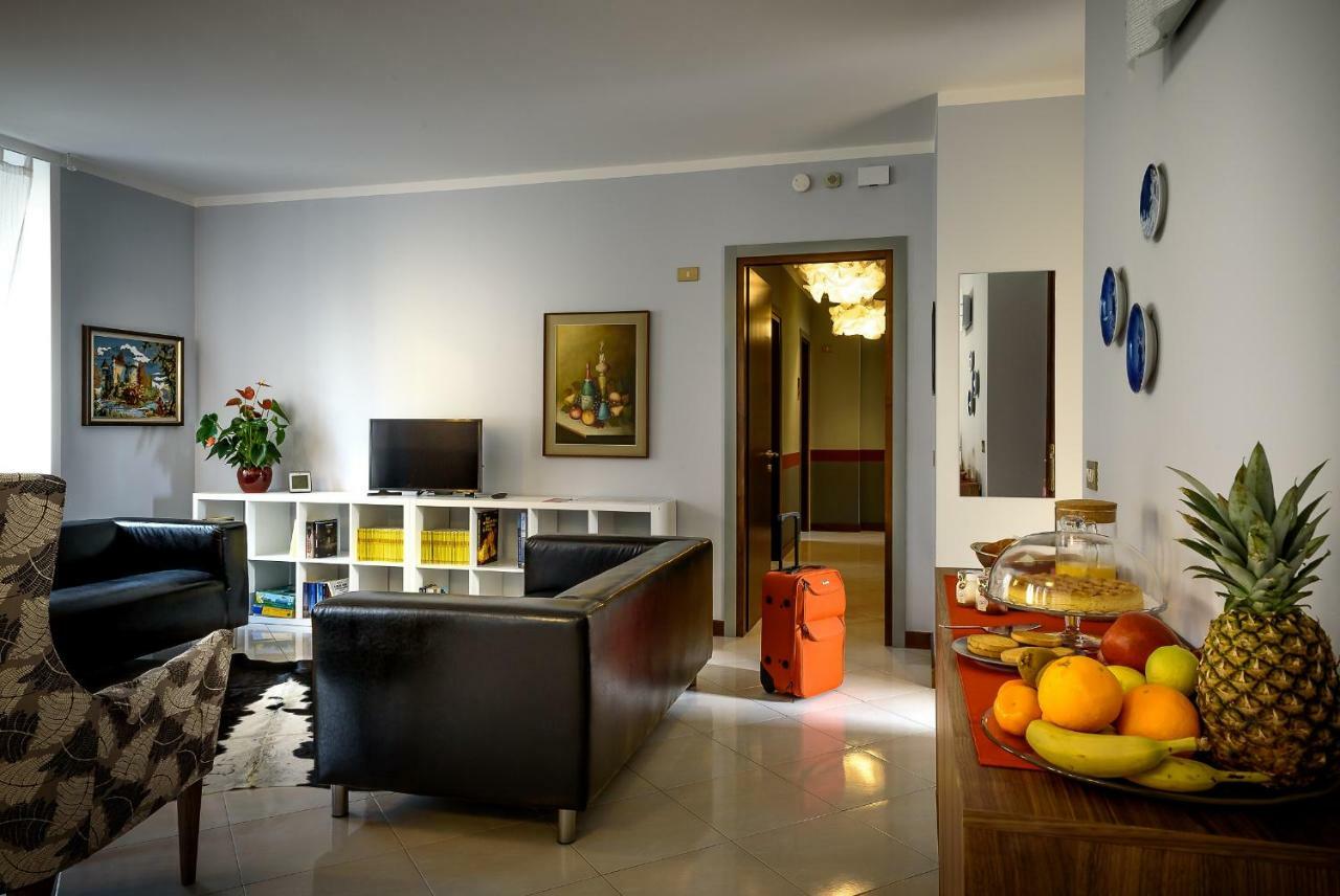 Bed And Breakfast Sweet Home Tirano Ngoại thất bức ảnh
