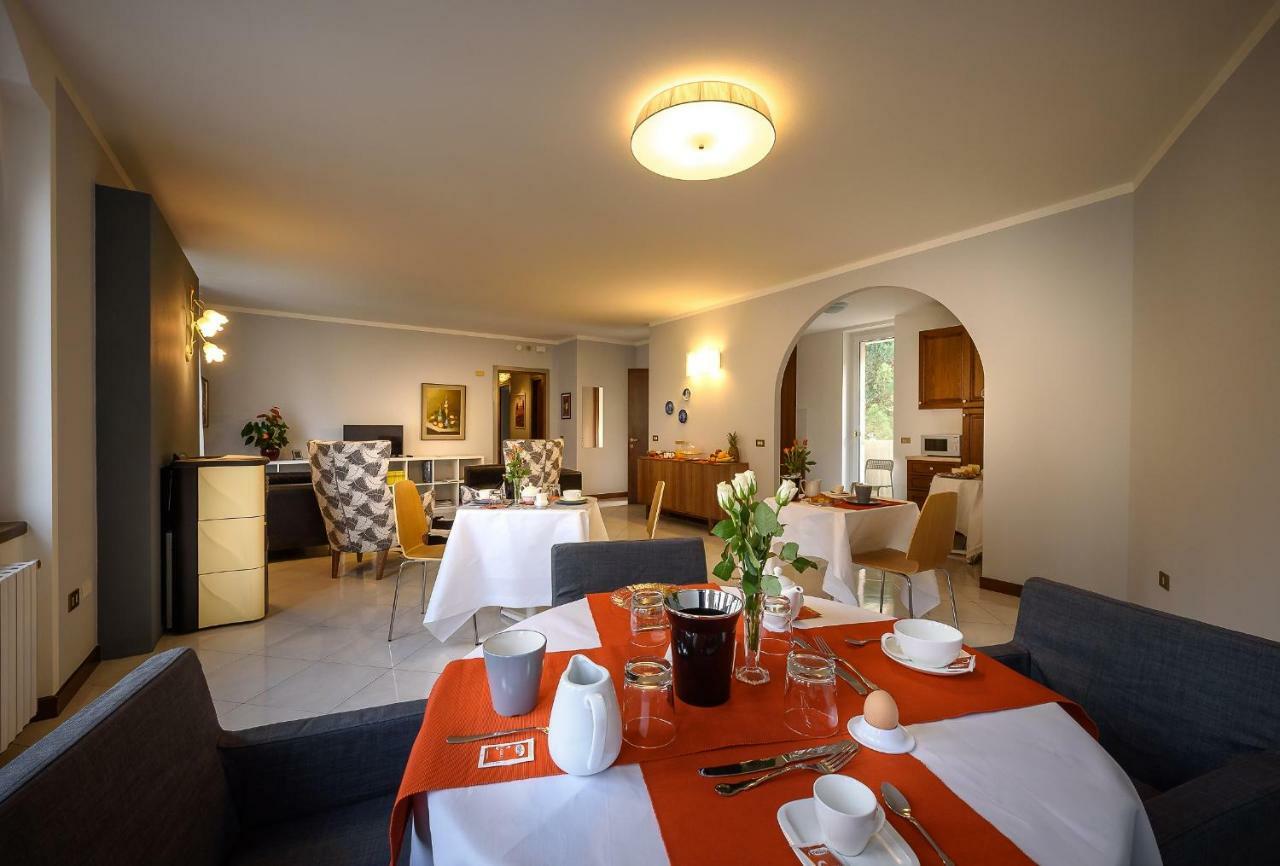 Bed And Breakfast Sweet Home Tirano Ngoại thất bức ảnh